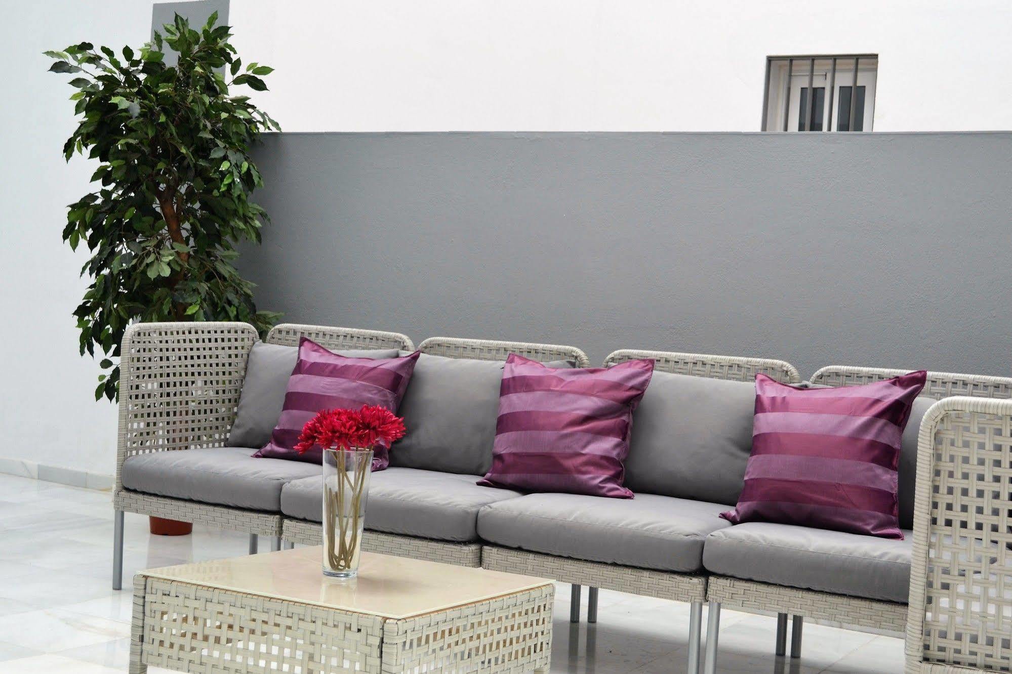 Plaza De La Encarnacion Apartments เซบีญา ภายนอก รูปภาพ